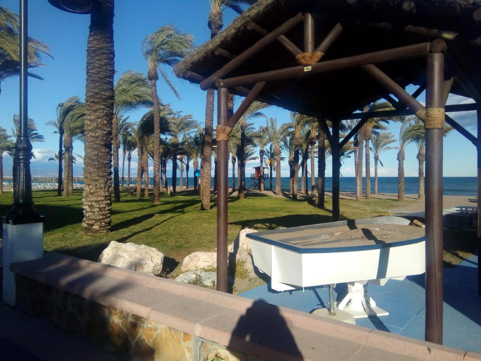 Nuevo Roca Chica, Primera Linea Playa,托雷莫利诺斯 外观 照片